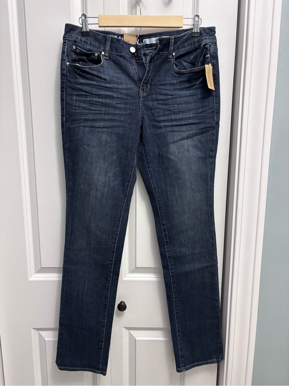 DKNY Dark Wash Women’s Skinny Jeans